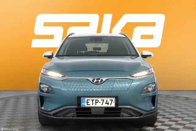 Sininen Maastoauto, Hyundai KONA – ETP-747