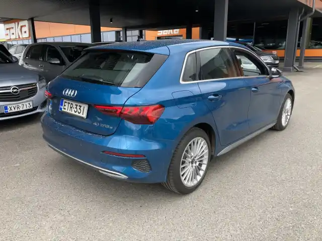 Sininen Viistoperä, Audi A3 – ETR-331