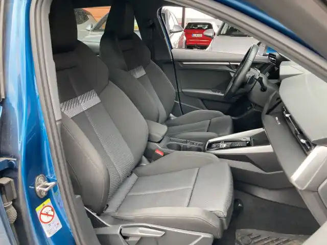 Sininen Viistoperä, Audi A3 – ETR-331
