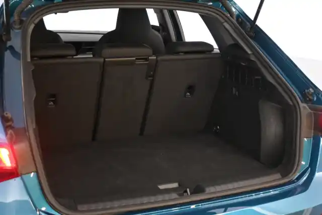 Sininen Viistoperä, Audi A3 – ETR-331