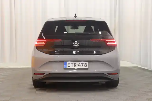 Harmaa Viistoperä, Volkswagen ID.3 – ETR-478