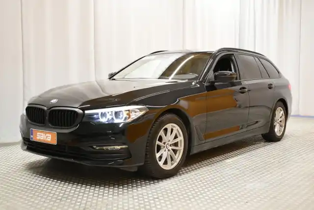 Musta Farmari, BMW 520 – ETR-576