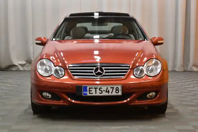 Punainen Coupe, Mercedes-Benz C – ETS-478