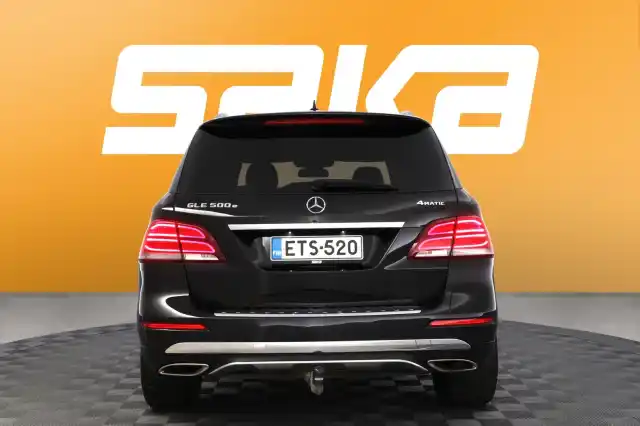 Musta Maastoauto, Mercedes-Benz GLE – ETS-520