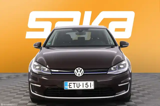 Punainen Viistoperä, Volkswagen Golf – ETU-151