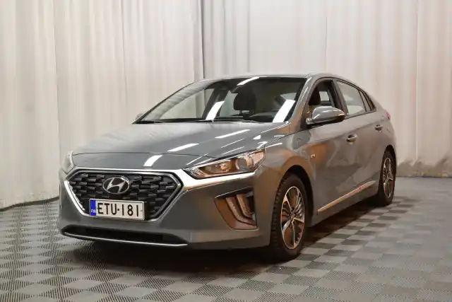 Harmaa Viistoperä, Hyundai IONIQ PLUG-IN – ETU-181