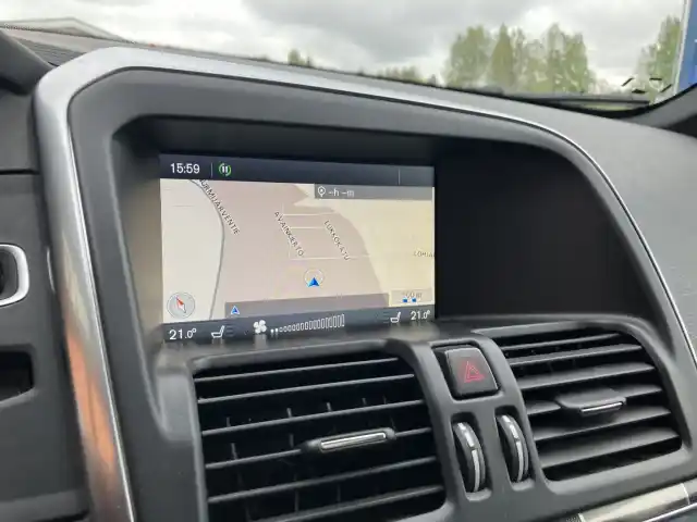 Musta Maastoauto, Volvo XC60 – ETU-483
