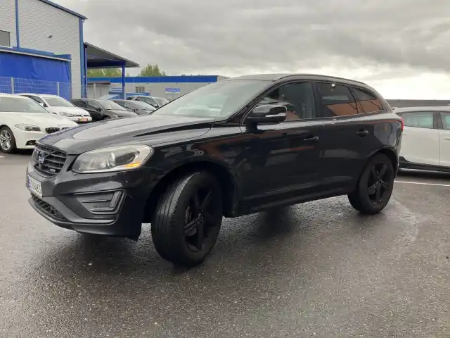 Musta Maastoauto, Volvo XC60 – ETU-483
