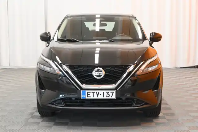 Musta Maastoauto, Nissan Qashqai – ETV-137