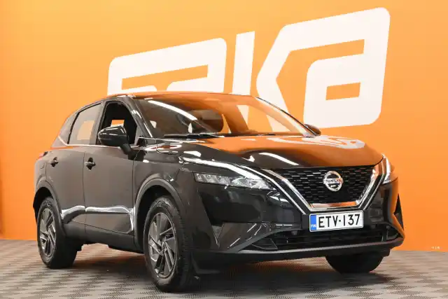 Musta Maastoauto, Nissan Qashqai – ETV-137