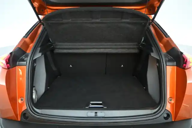 Oranssi Maastoauto, Peugeot 2008 – ETX-468