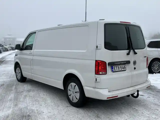 Valkoinen Pakettiauto, Volkswagen Transporter – ETX-546