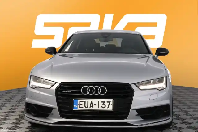 Harmaa Viistoperä, Audi A7 – EUA-137