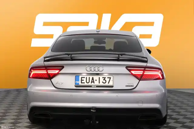 Harmaa Viistoperä, Audi A7 – EUA-137