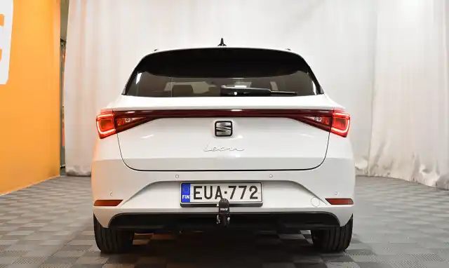 Valkoinen Farmari, Seat Leon – EUA-772