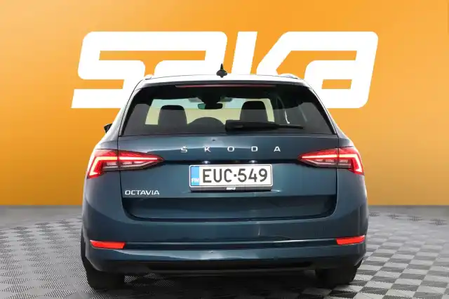 Sininen Farmari, Skoda Octavia – EUC-549