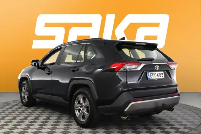 Musta Maastoauto, Toyota RAV4 – EUC-682