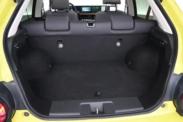 Keltainen Viistoperä, Honda e – EUJ-565