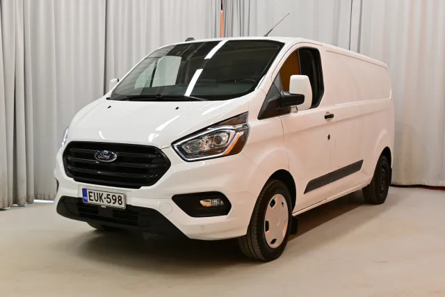 Valkoinen Pakettiauto, Ford Transit Custom – EUK-598