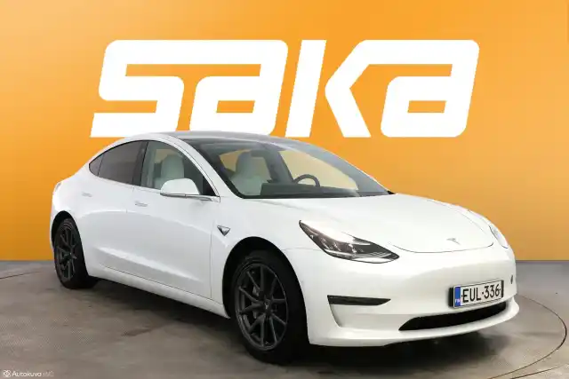 Valkoinen Sedan, Tesla Model 3 – EUL-336