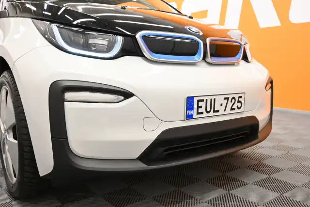 Valkoinen Viistoperä, BMW i3 – EUL-725