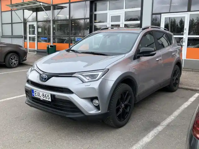 Hopea Maastoauto, Toyota RAV4 – EUL-865