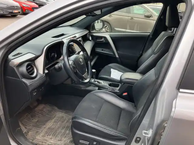 Hopea Maastoauto, Toyota RAV4 – EUL-865