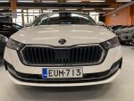 Valkoinen Farmari, Skoda Octavia – EUM-713, kuva 2