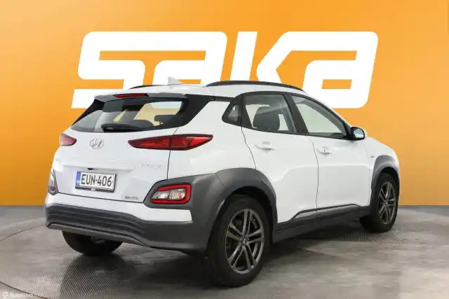 Valkoinen Maastoauto, Hyundai KONA ELECTRIC – EUN-406