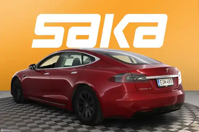 Punainen Sedan, Tesla Model S – EUN-493