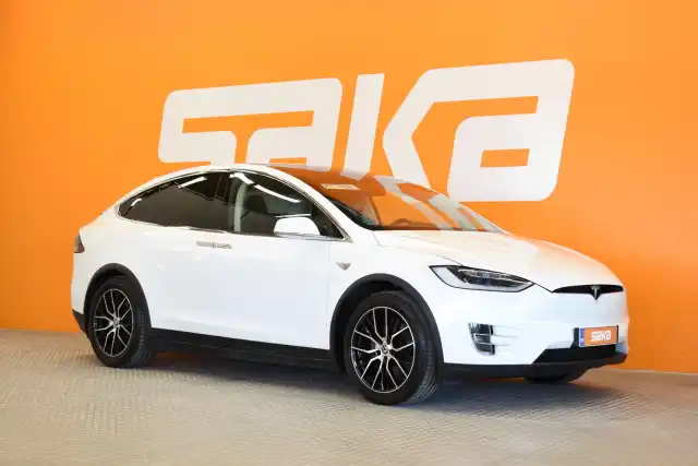 Valkoinen Maastoauto, Tesla Model X – EUN-547