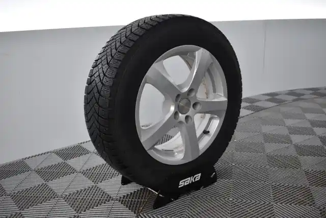 Harmaa Maastoauto, Mitsubishi OUTLANDER PHEV – EUO-247