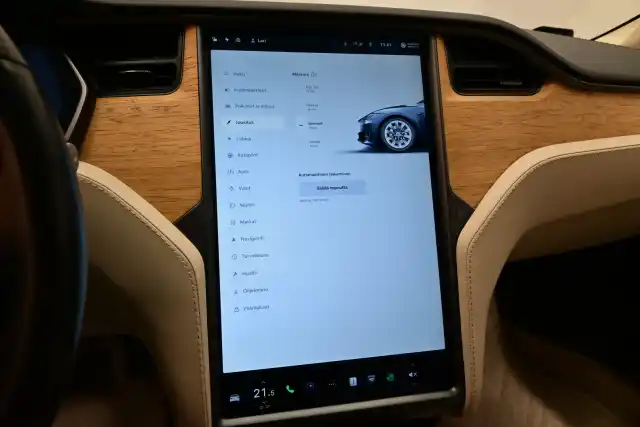 Harmaa Sedan, Tesla Model S – EUO-306