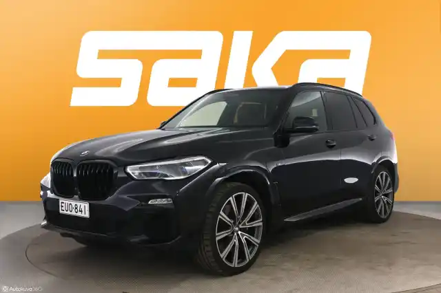 Sininen Maastoauto, BMW X5 – EUO-841