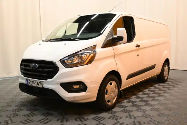 Valkoinen Pakettiauto, Ford Transit Custom – EUP-147