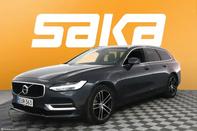 Harmaa Farmari, Volvo V90 – EUR-363