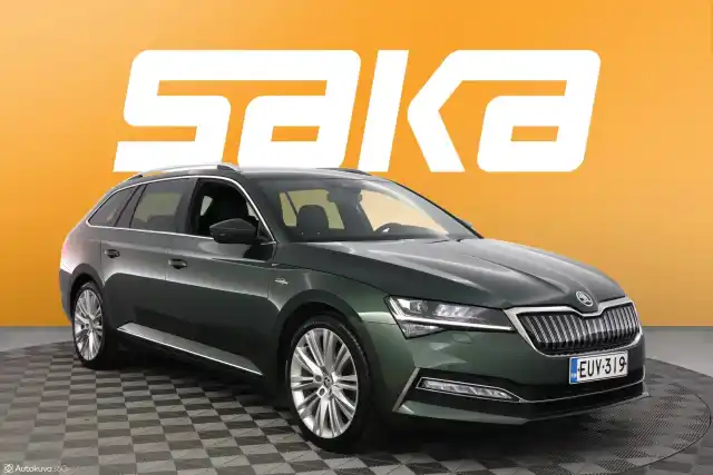 Vihreä Farmari, Skoda Superb – EUV-319