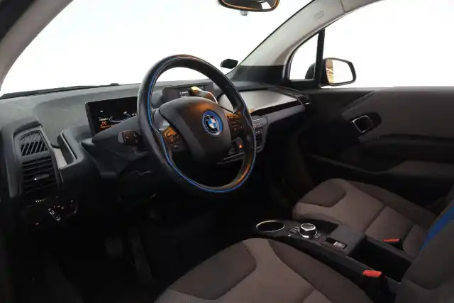 Musta Viistoperä, BMW i3 – EUX-912