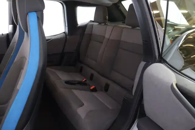 Musta Viistoperä, BMW i3 – EUX-912