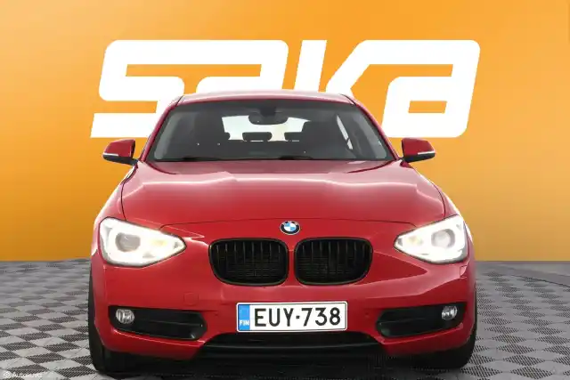 Punainen Viistoperä, BMW 116 – EUY-738