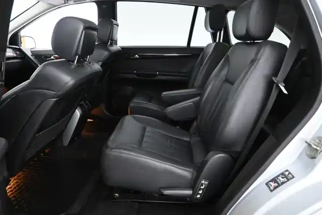 Hopea Tila-auto, Mercedes-Benz R – EVC-881