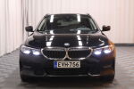 Musta Farmari, BMW 330 – EVH-756, kuva 2