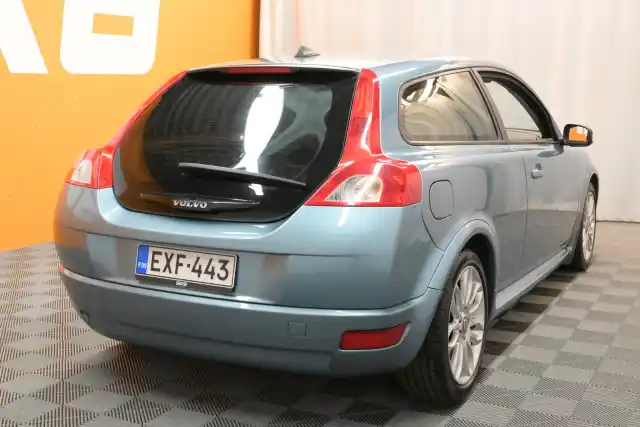 Turkoosi Coupe, Volvo C30 – EXF-443