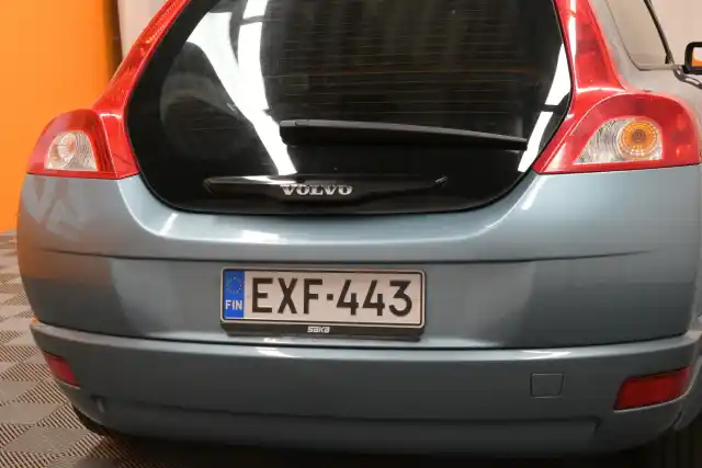 Turkoosi Coupe, Volvo C30 – EXF-443