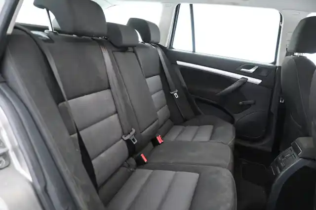 Beige Farmari, Skoda Octavia – EXG-157