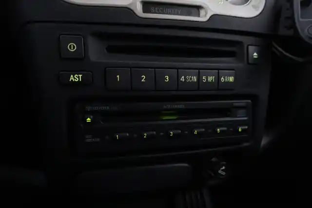 Hopea Viistoperä, Toyota Yaris – EXH-792