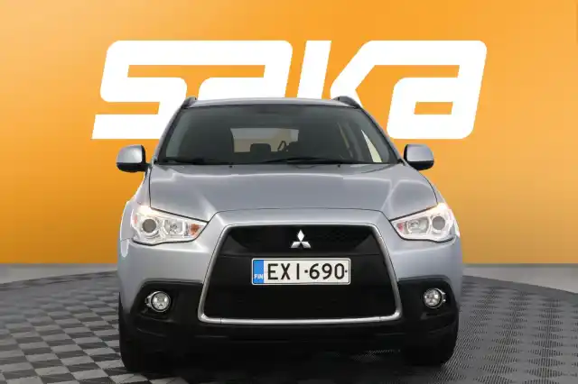 Harmaa Maastoauto, Mitsubishi ASX – EXI-690