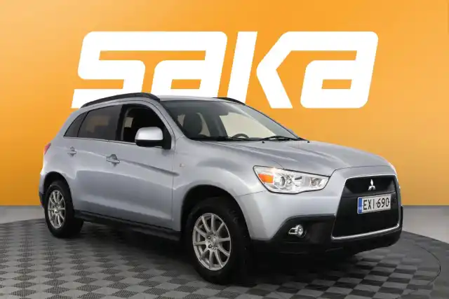 Harmaa Maastoauto, Mitsubishi ASX – EXI-690