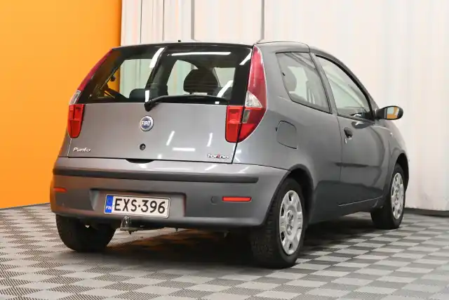 Harmaa Viistoperä, Fiat Punto – EXS-396