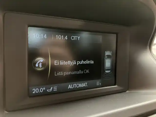 Vihreä Farmari, Volvo V70 – EXY-274
